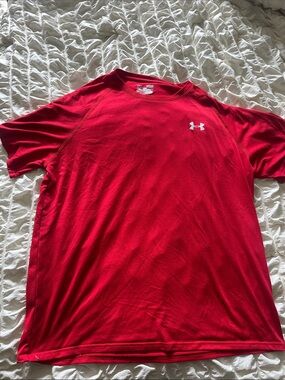 Under Armour Red Short-Sleeve Performance Tee